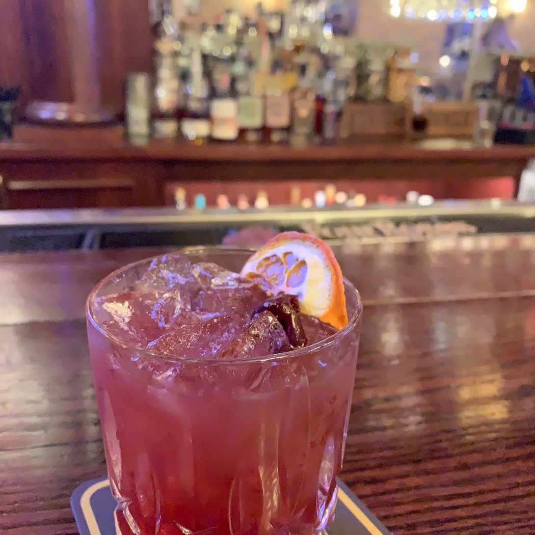 Wiseguy Lounge - Mass Ave 3